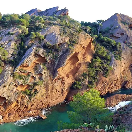 Avec Grande Terrasse Apartment *